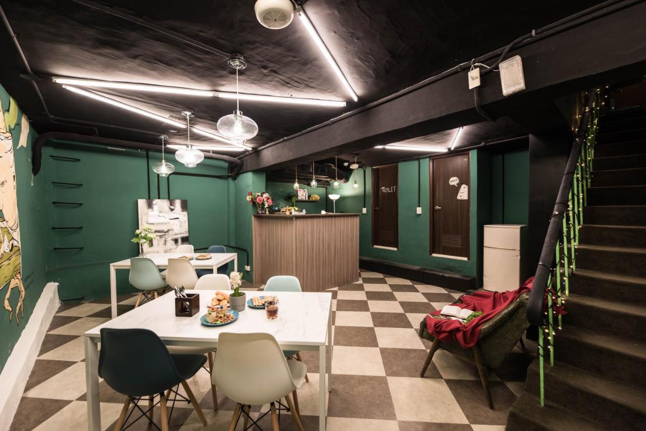 在家行旅 中山館 Hotell Taipei Exteriör bild
