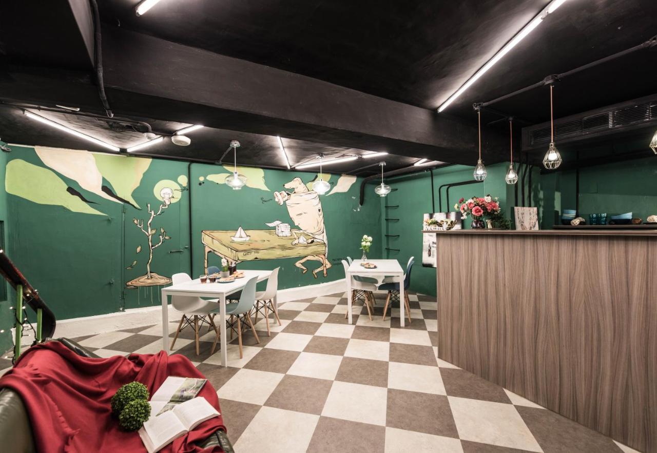 在家行旅 中山館 Hotell Taipei Exteriör bild